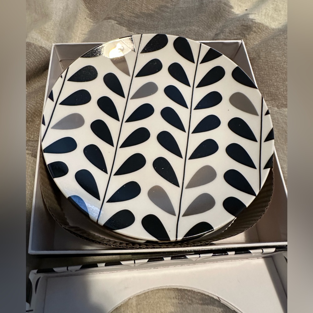 Macy’s 4 Designer Plates - NEW!